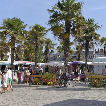 Maison T4 Avec Cour, Proche Centre Et Plage, - Equipee, Calme Et Confort - Fr-1-92-892 Dom wakacyjny